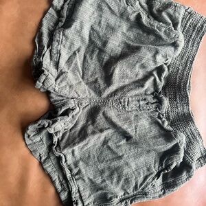 Briggs New York High Waist Olive Shorts